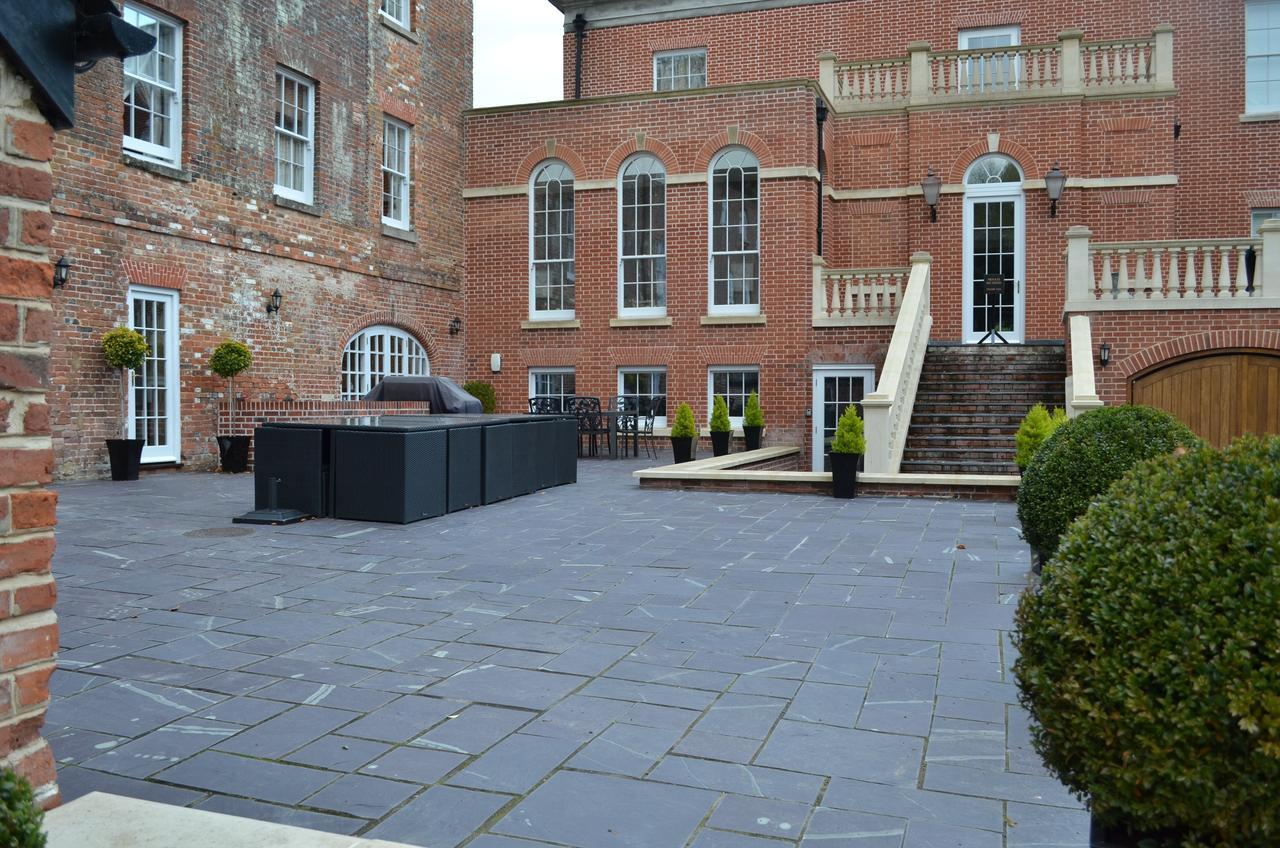 Hôtel The West Wing At Everleigh Manor Extérieur photo